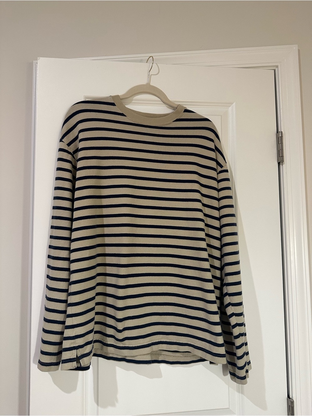 GAP Womenβs Blue and Tan Striped Longsleeve Large